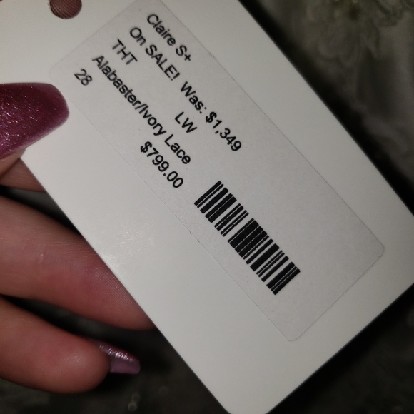 Size 22 mermaid wedding dress - Picture 5 of 8